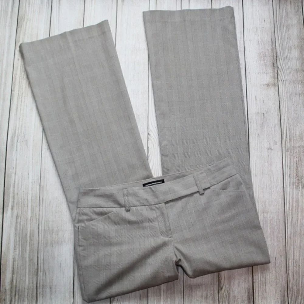 ✨ Express Editor houndstooth plaid barely boot low rise pants✨ - Picture 6 of 10